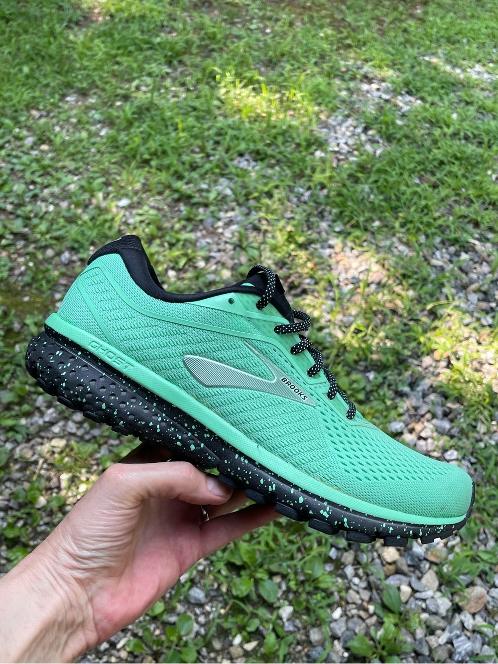 Brooks Ghost 12 Green Running Shoes Size 10  Woman’s